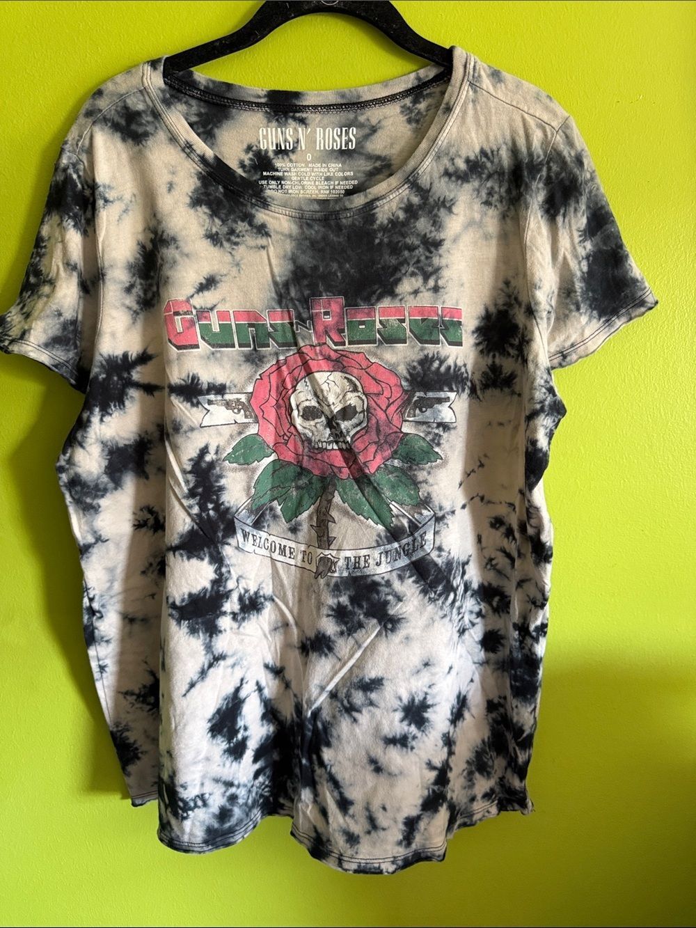 Torrid Guns N' Roses Black & White Tie Dye Short Sleeve T Tee Shirt Size 0 L 12